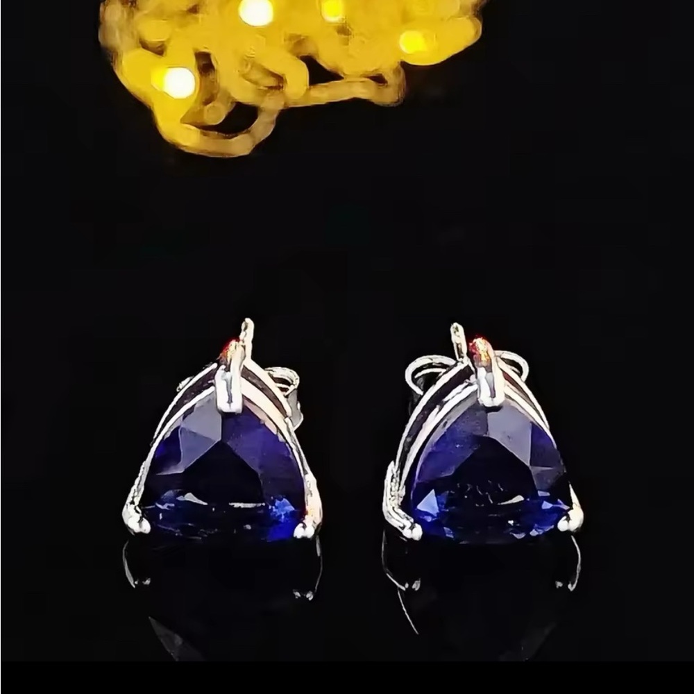 Elegant Blue Gemstone Earrings - Picture 2 of 2